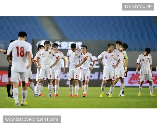 国足名宿五十一岁强势回应外界质疑风波声音